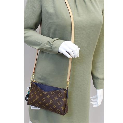 louis vuitton pallas clutch marine|monogram pallas clutch.